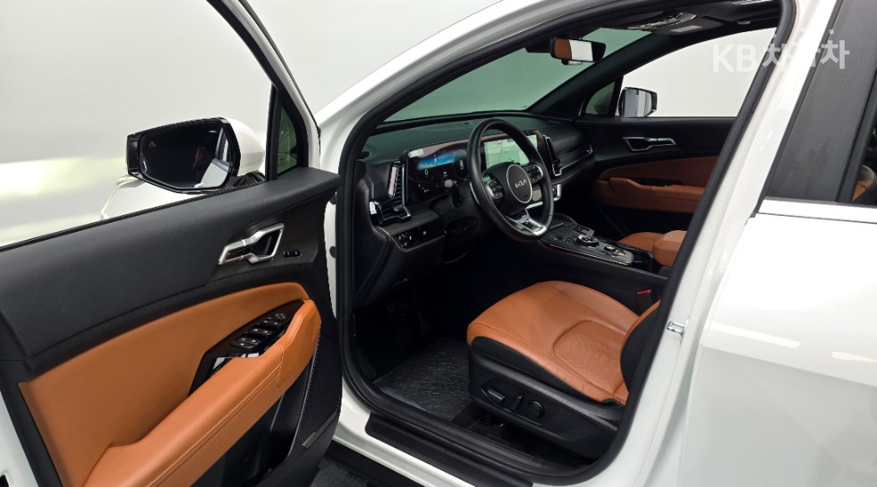 2022 - kia sportage