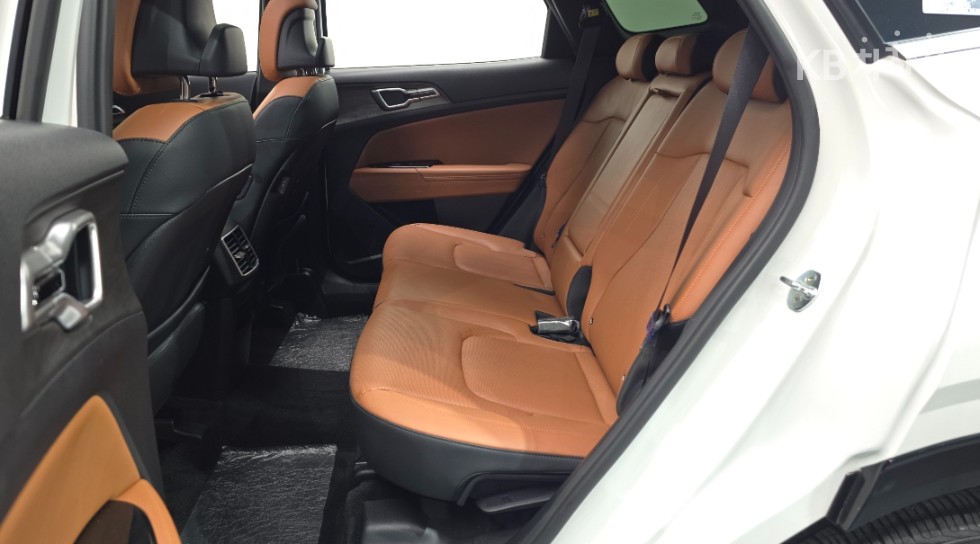 2022 - kia sportage