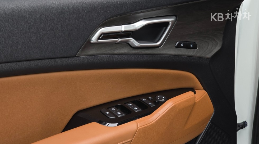 2022 - kia sportage