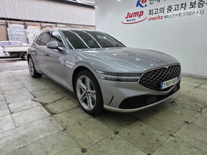 Genesis G90 RS4 3.5T Base Type