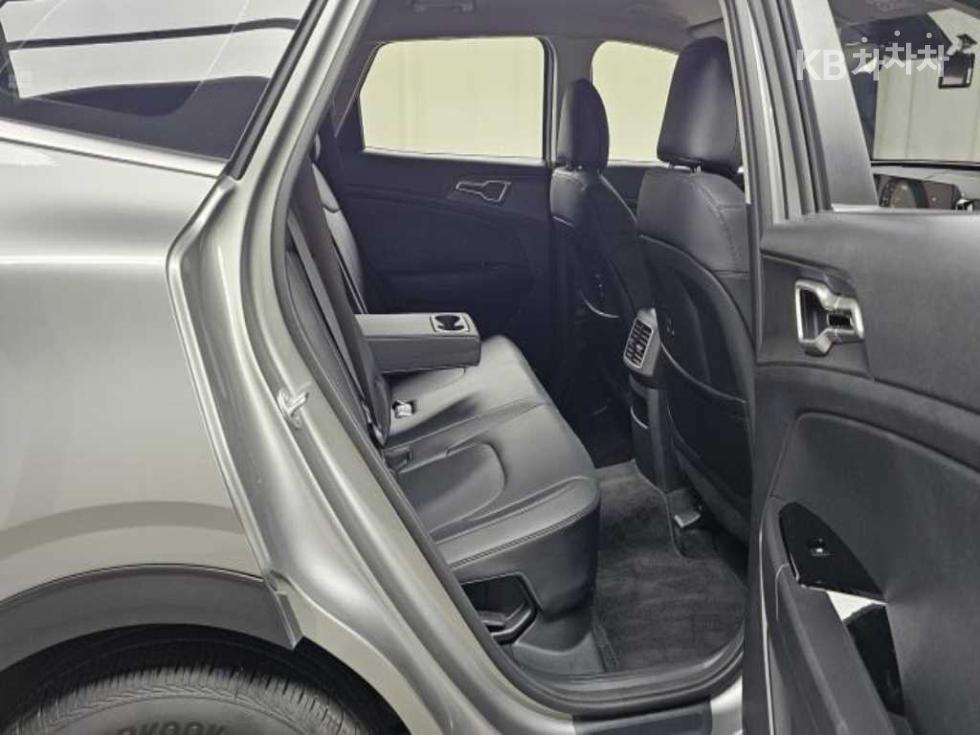 2024 - kia sportage