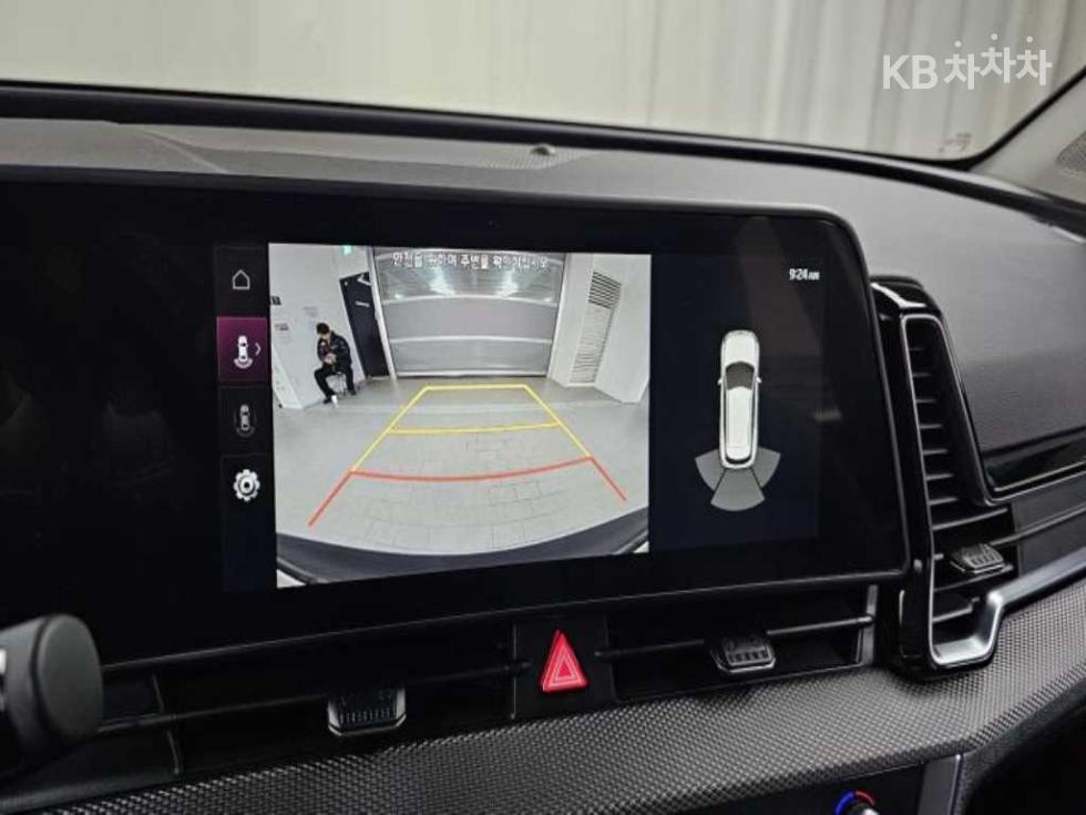 2024 - kia sportage