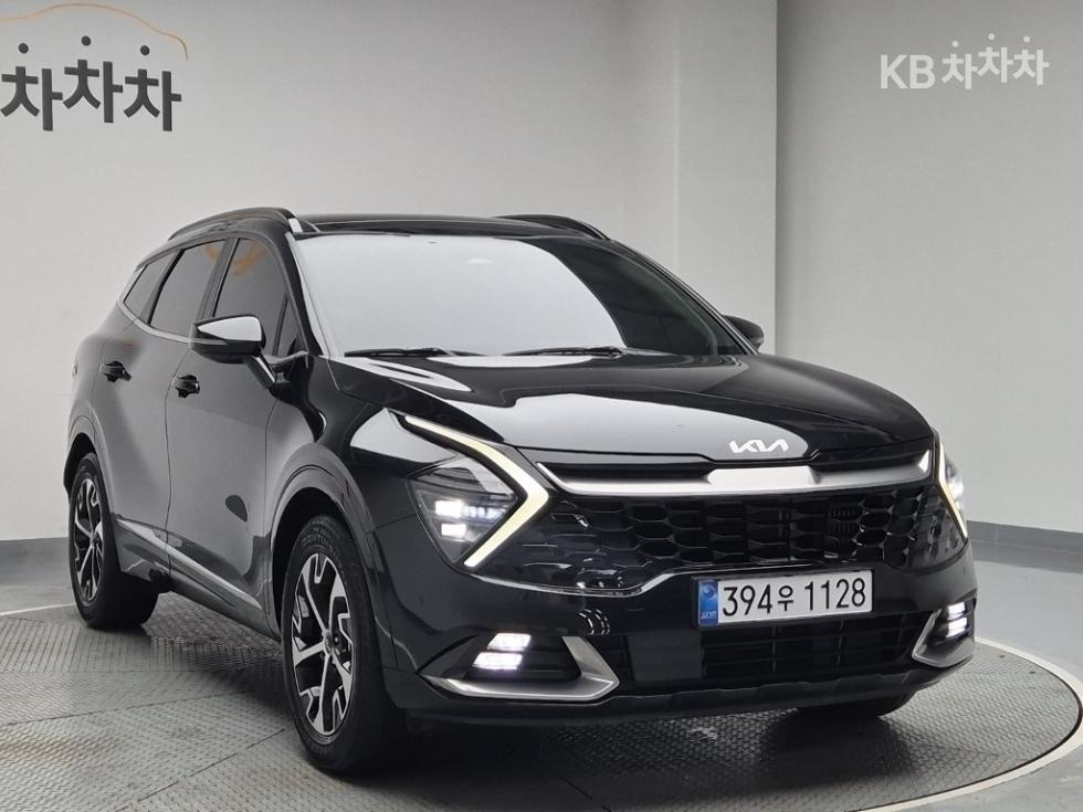 2022 - kia sportage