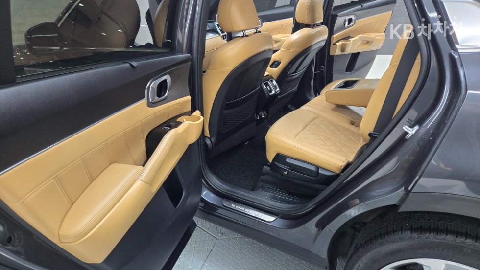 2021 - kia sorento