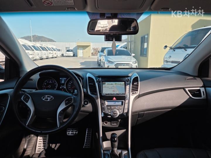 Hyundai i30 New 1.6 GDI Extreme 7