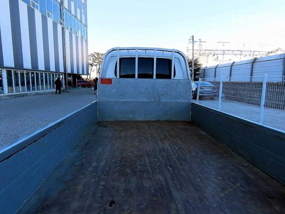 2024 - kia bongo iii