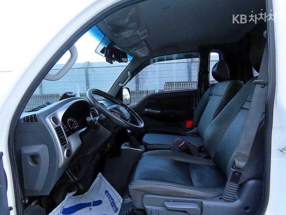 2024 - kia bongo iii
