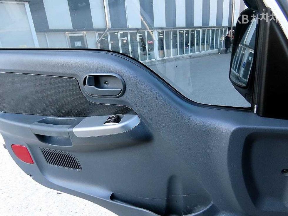 2024 - kia bongo iii