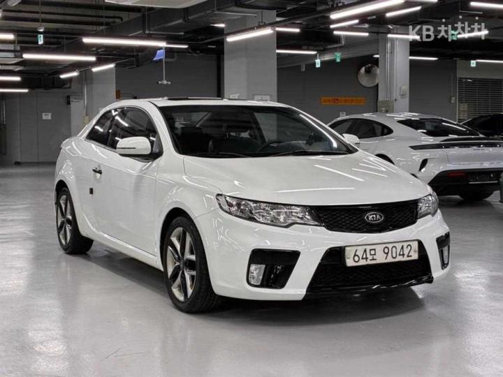 Kia Forte Koup 1.6 GDI Prestige 3