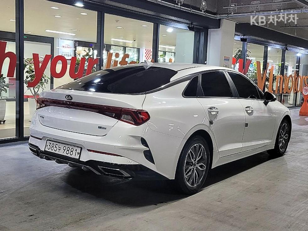 2020 - kia k5