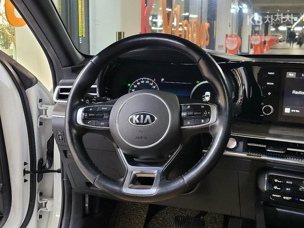 2020 - kia k5
