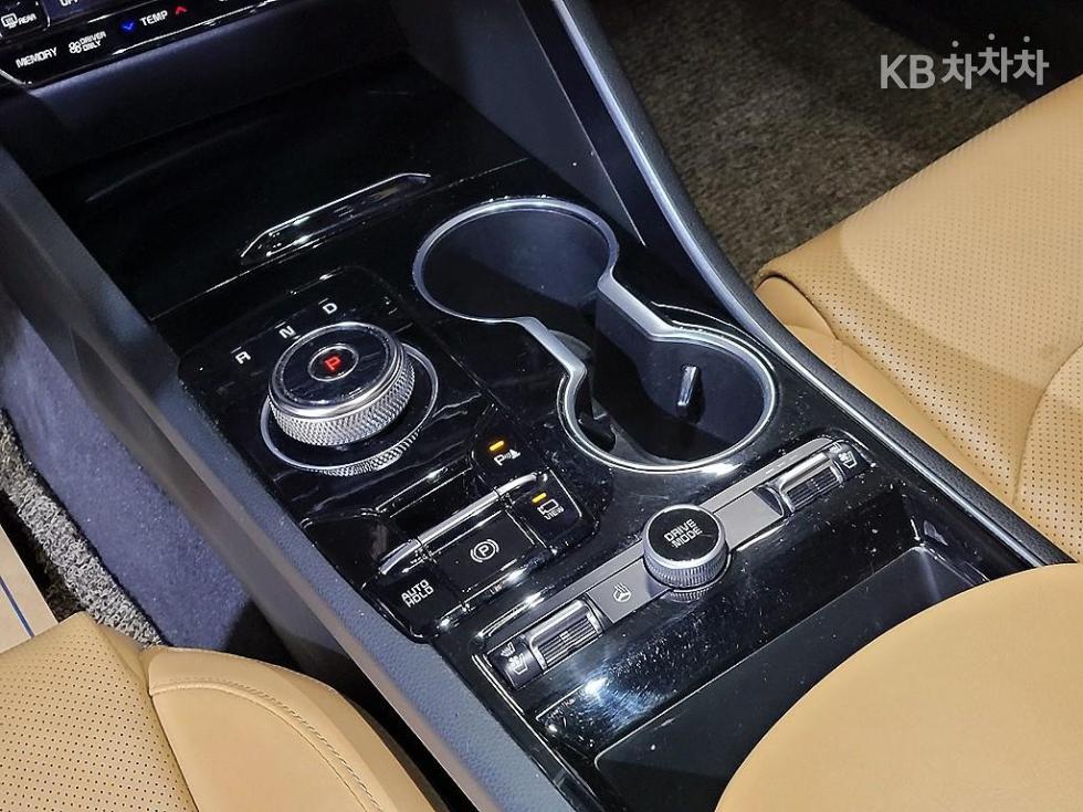 2020 - kia k5