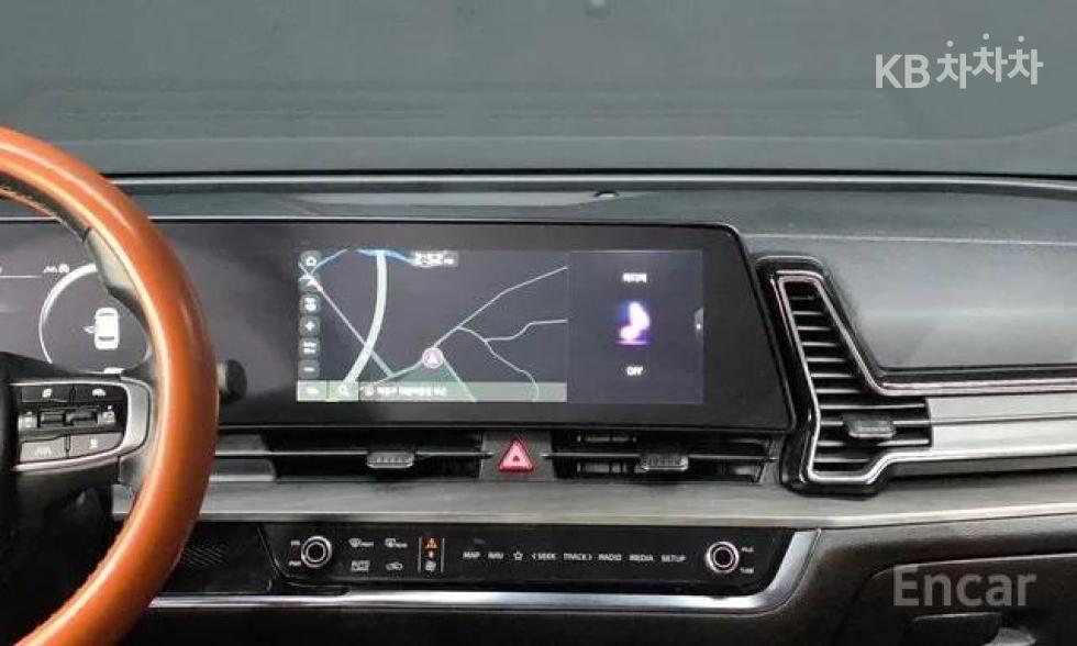 2022 - kia sportage