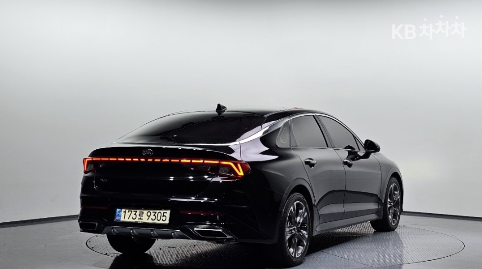2020 - kia k5