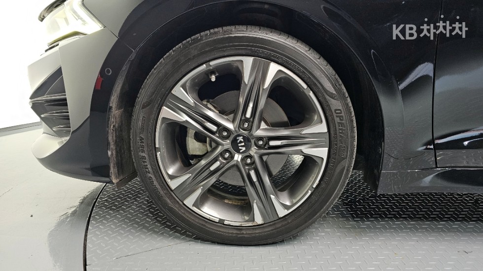 2020 - kia k5