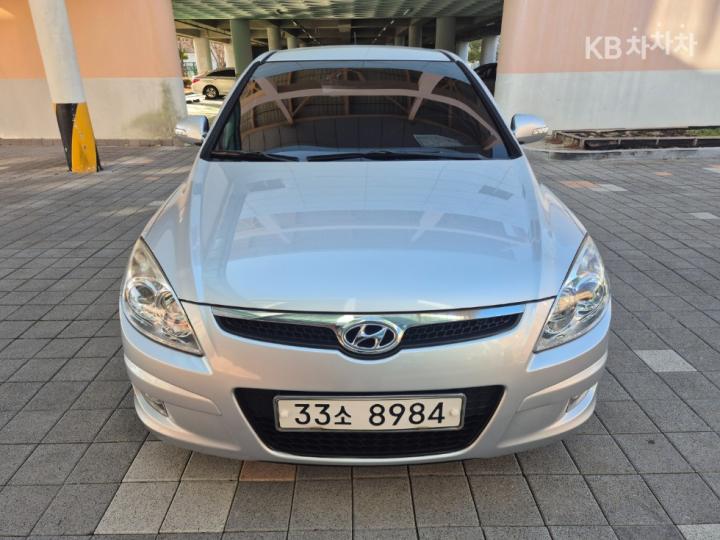 Hyundai i30 1.6 VVT Premier 2