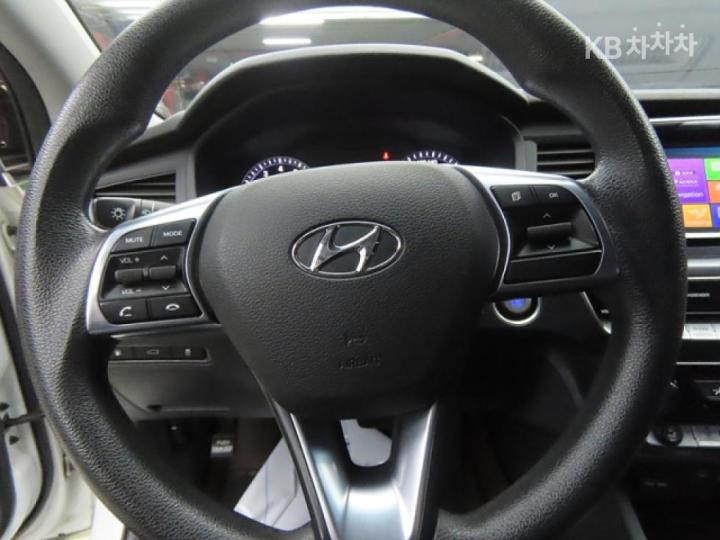 Hyundai Sonata New Rise 2.0 LPi Modern 9