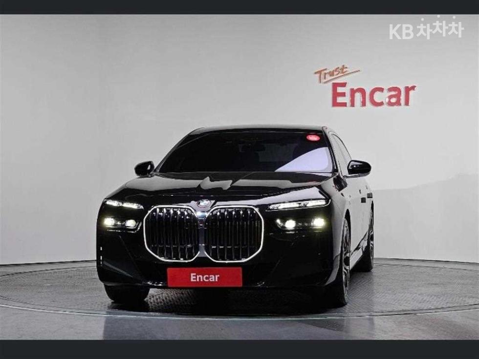 BMW 7er — miniaturë 3