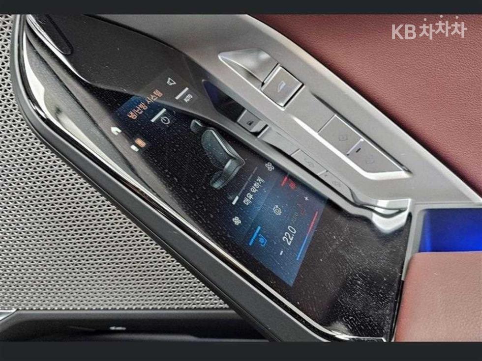 BMW 7er — miniaturë 18