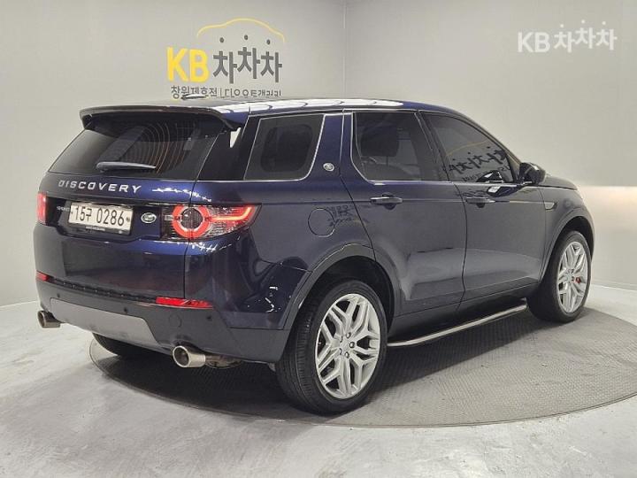 Land Rover Discovery Sport 2.0 TD4 SE 5