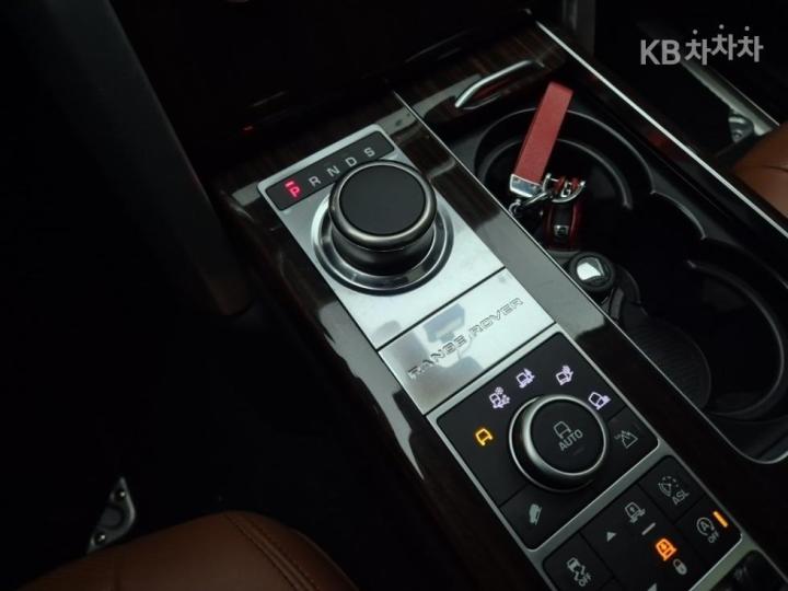 Land Rover Range Rover New 4.4 SDV8 Autobiography L405 9