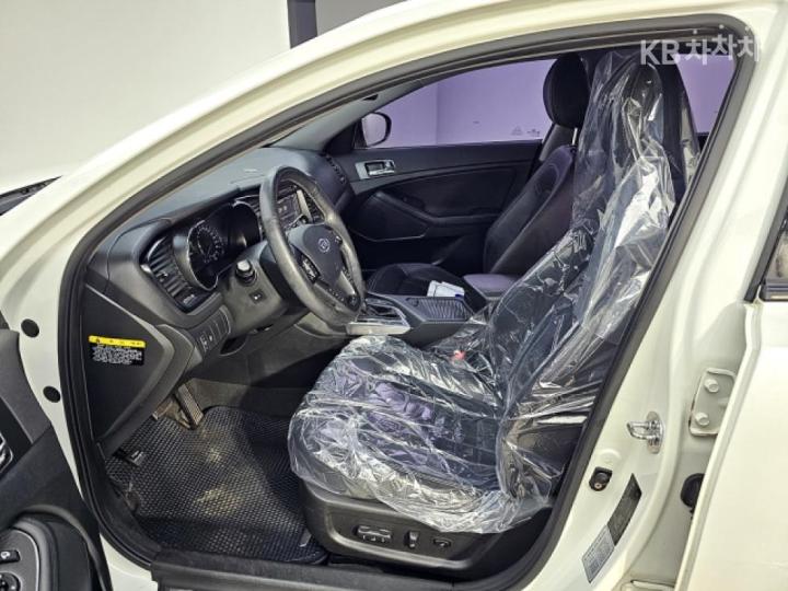 Kia K5 Hybrid Prestige 9