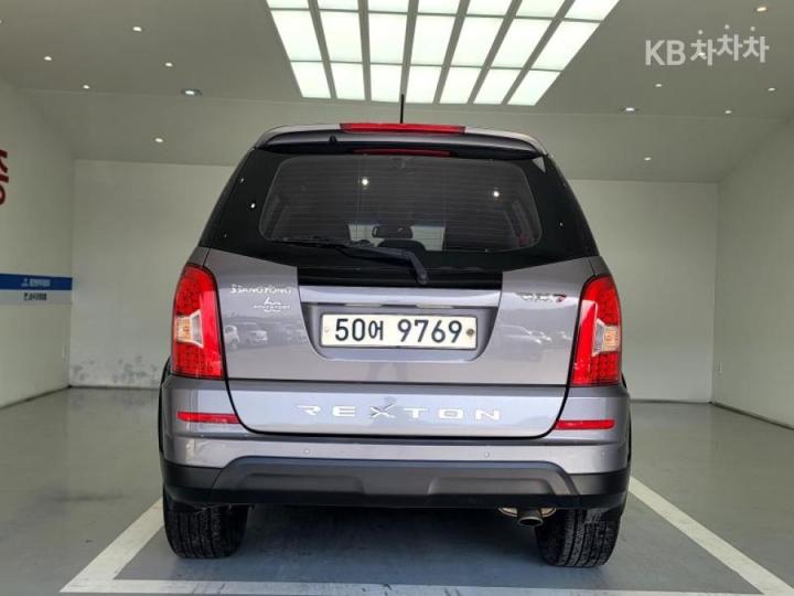 KG Mobility (Ssangyong) Rexton W 4WD Adventure 60th Edition 5