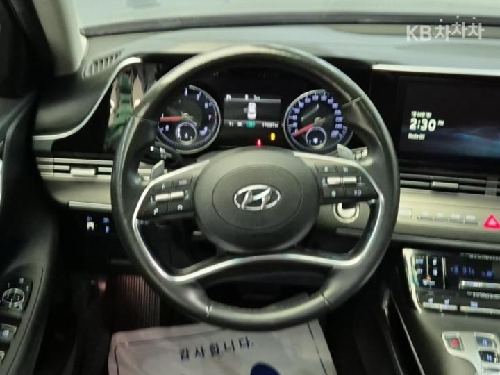 Hyundai Grandeur 3.3 Premium Choice 10