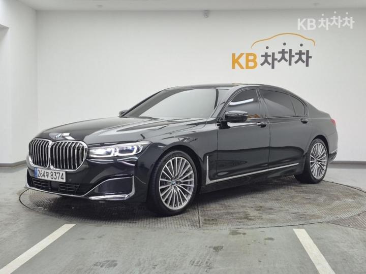 BMW 7 Series G11 740Li xDrive M Sport 2