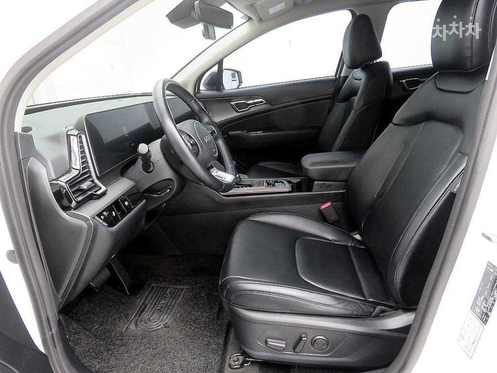 2024 - kia sportage