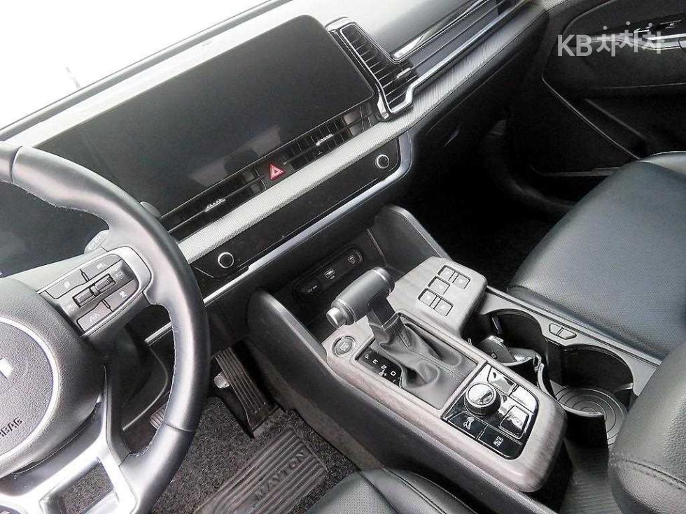 2024 - kia sportage