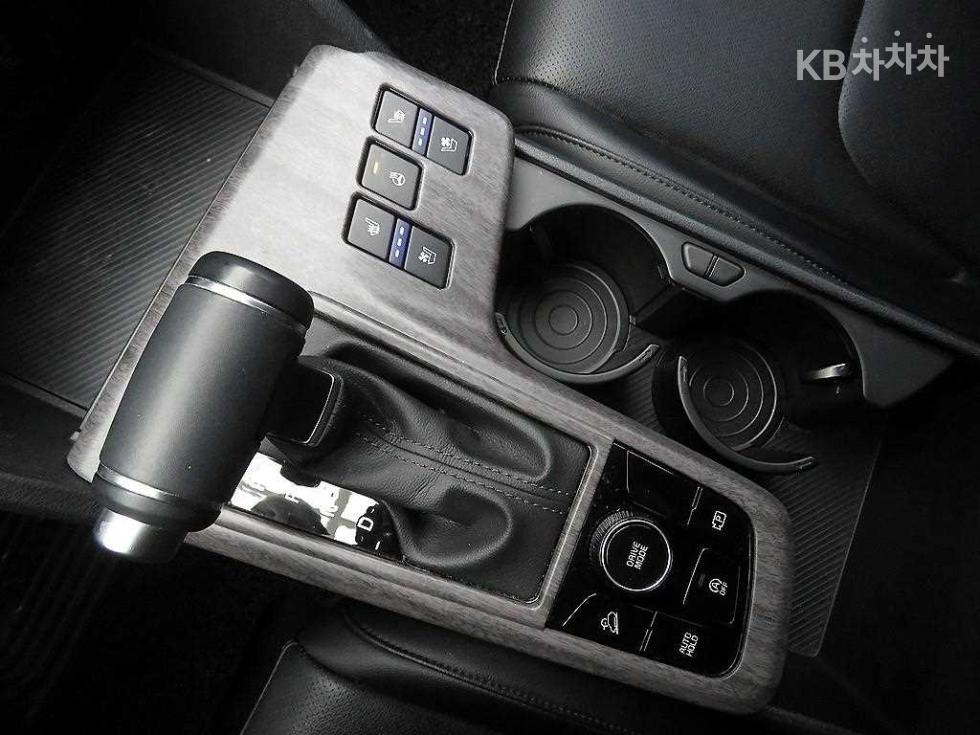 2024 - kia sportage