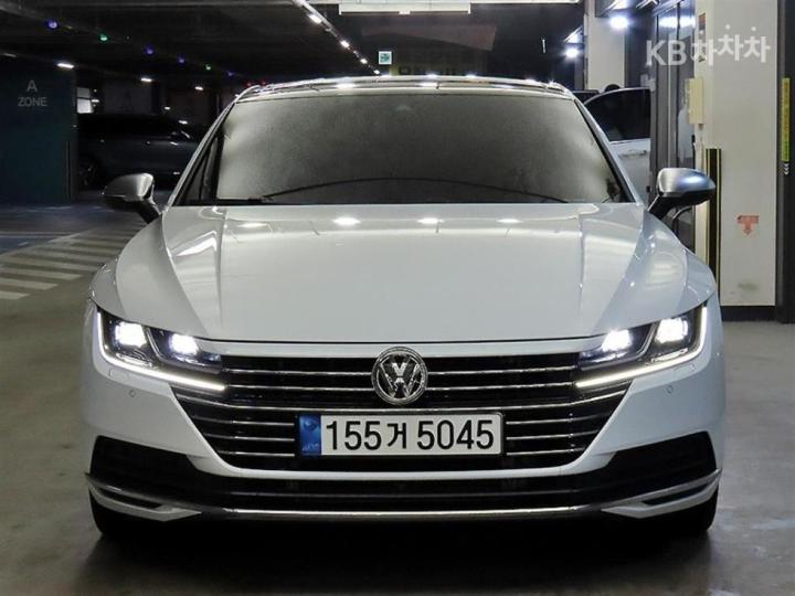 Volkswagen Arteon 2.0 TDI 4WD Elegance Prestige 3