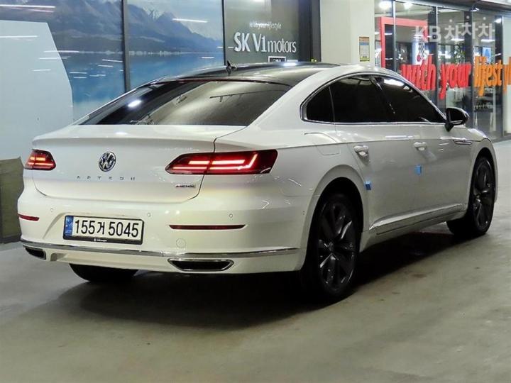Volkswagen Arteon 2.0 TDI 4WD Elegance Prestige 5