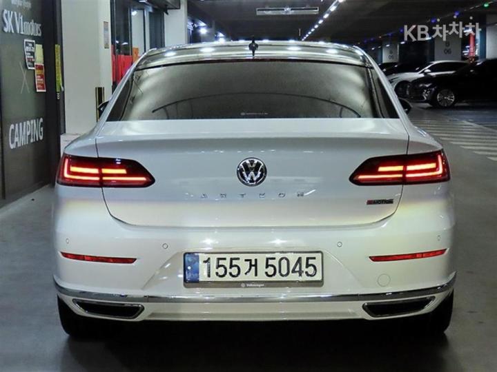 Volkswagen Arteon 2.0 TDI 4WD Elegance Prestige 6