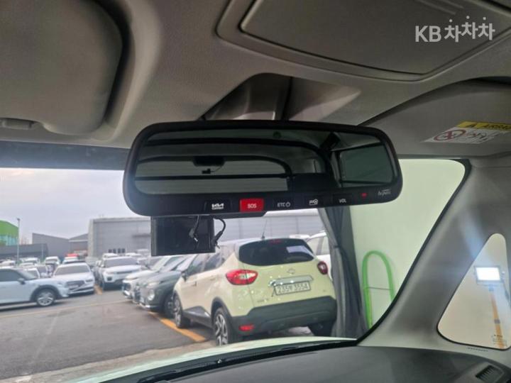 Kia Ray The EV Van Van Air 9