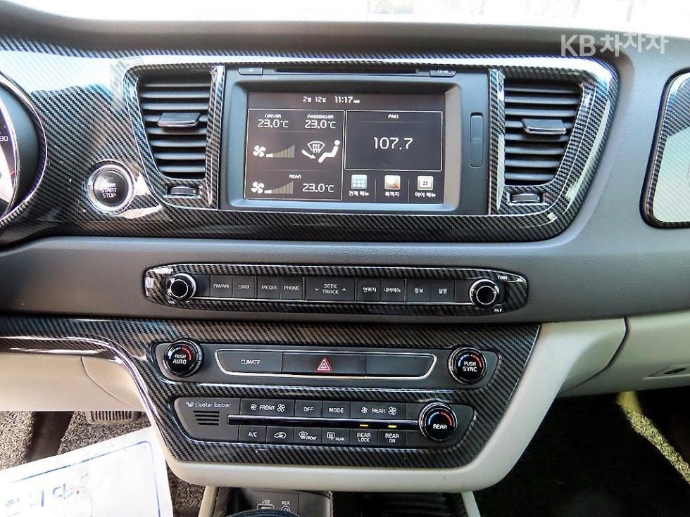 2016 - kia carnival