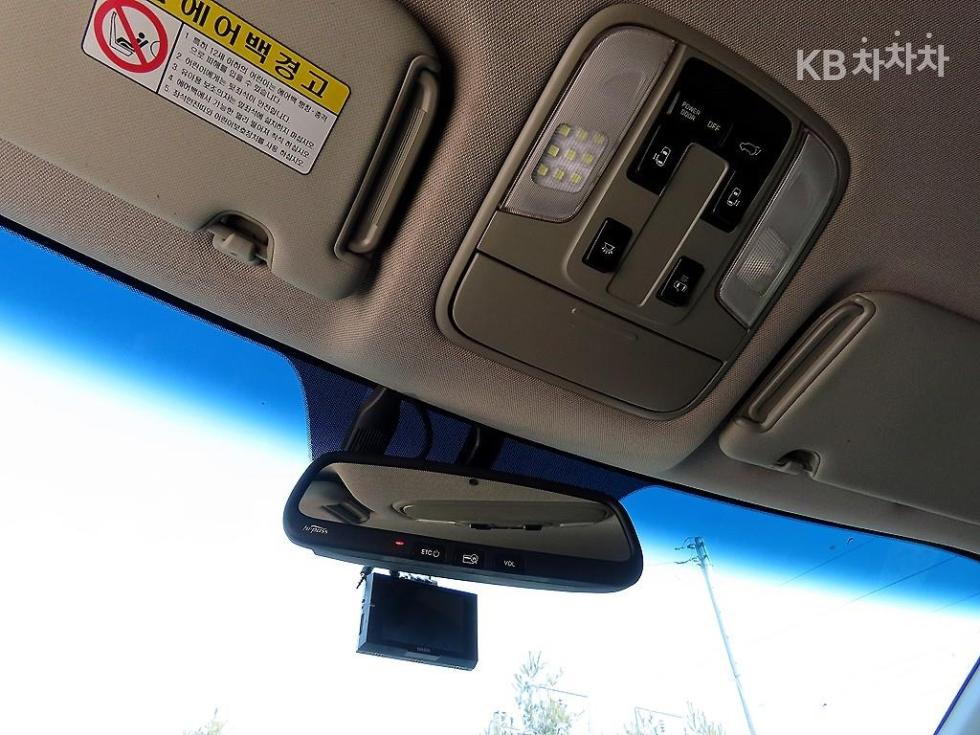 2016 - kia carnival