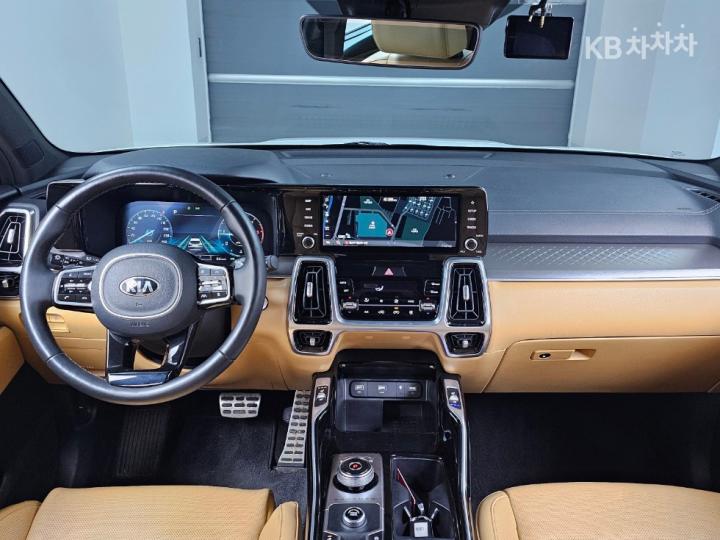 Kia Sorento 2.2 Diesel 2WD Signature 8