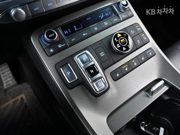 Hyundai Palisade 2.2 Diesel AWD Calligraphy 10