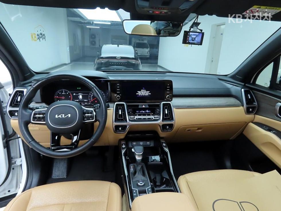 2023 - kia sorento