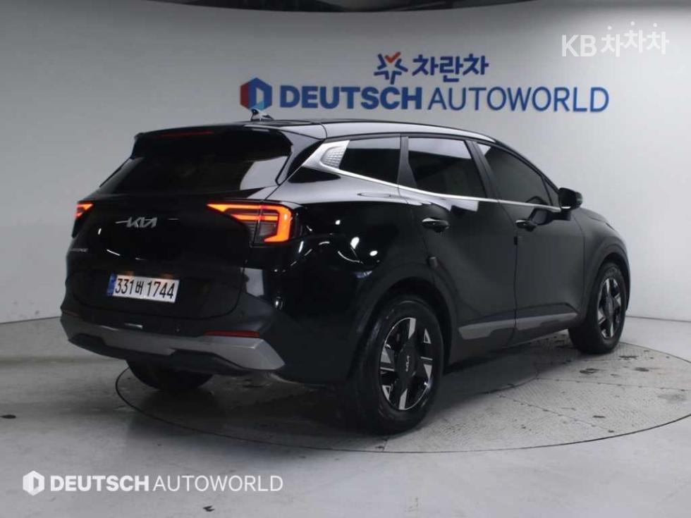 2025 - kia sportage