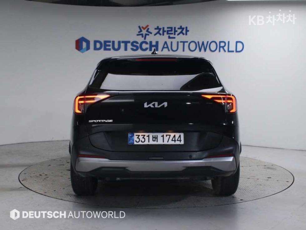 2025 - kia sportage