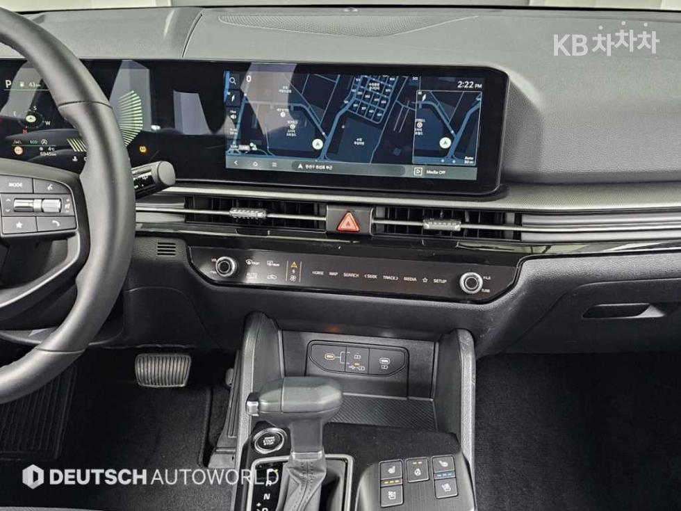 2025 - kia sportage