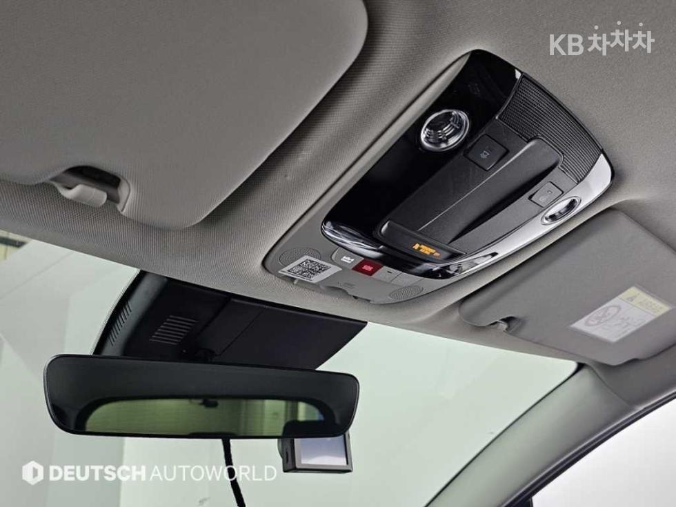 2025 - kia sportage