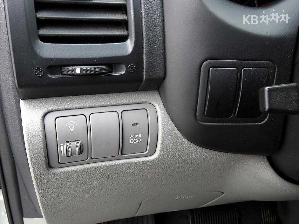 2011 - kia carnival
