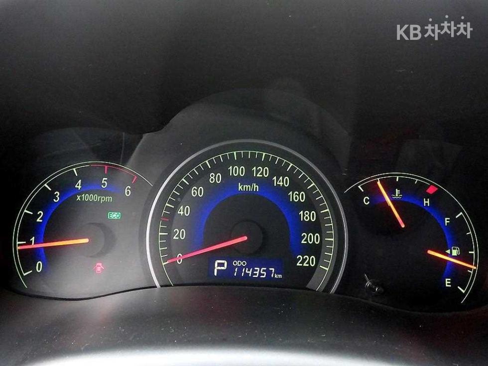 2011 - kia carnival