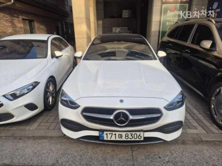 Mercedes-Benz C-Class W206 C200 4Matic Avantgarde