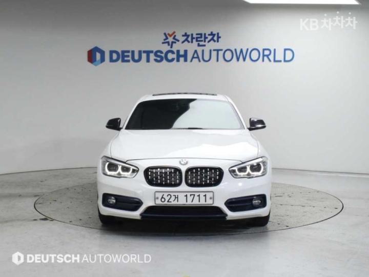 BMW 1 Series New 118d Sport Special 4
