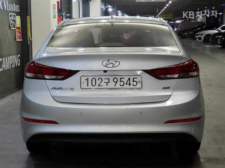 Hyundai Avante AD 1.6 GDi Modern 6